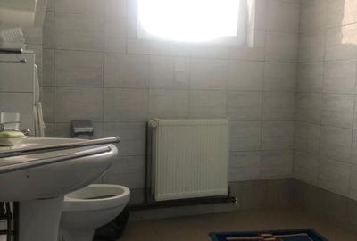 Apartament cu 3 camere decomandat în Central - 4