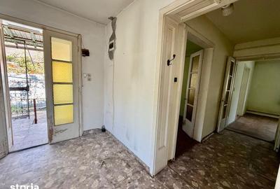 Casă cu 3 camere cu Teren 400 Mp în Tudor Vladimirescu - 2