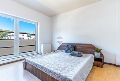 Apartament cu 2 camere semidecomandat, mobilat în Florești