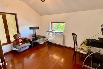 Casă cu 5 camere cu Teren 350 Mp în Bârnova - 1
