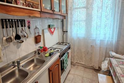 Apartament cu 3 camere semidecomandat în Mazepa 1 - 2