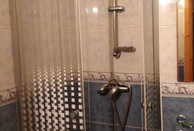 Inchiriez apartament 4 camere - 1