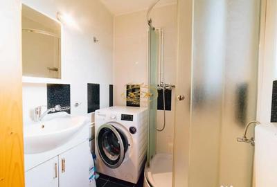 Casă cu 12 camere cu Teren 19841 Mp în Vale - 1