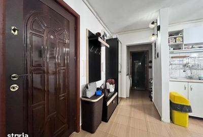 Apartament cu 2 camere decomandat în Micro 3 - 6
