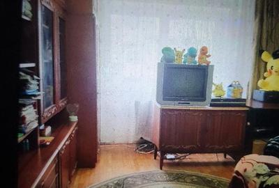 Apartament cu 2 camere decomandat în Traian - 2