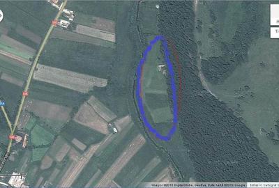 Casa batraneasca si teren - 4