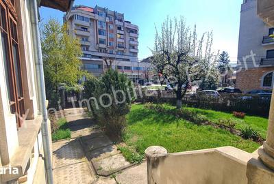 Casă cu Teren 1071 Mp în Central - 8