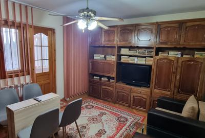 De inchiriat in Botosani!Apartament 3 camere Parc Eminescu - 1