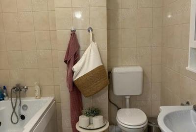 Apartament cu 4 camere decomandat în Central - 1