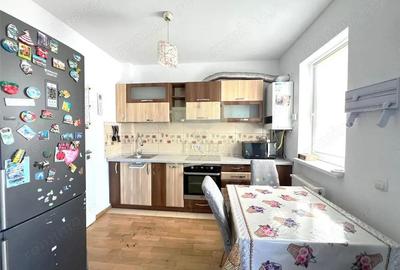 Apartament cu 3 camere 2 balcoane si parcare in zona Turnisor - 6