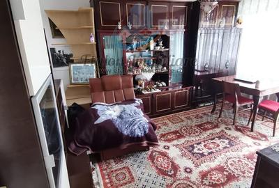 Apartament 2 camere, decomandat, zona centrala - 1