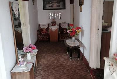 Casă cu 3 camere în Central - 9
