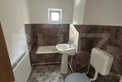 Apartament cu 2 camere semidecomandat în Micro 11