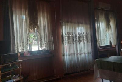 Casă cu 4 camere cu Teren 630 Mp în Central - 2