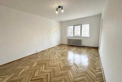 Apartament cu 3 camere, 2 boxe si garaj | Etaj 1 | Zona Fabric - 16