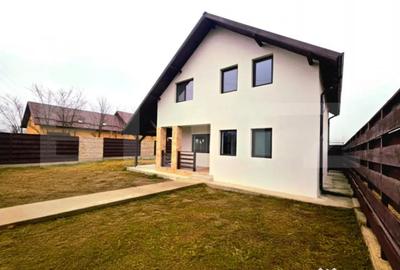 Casă cu 4 camere cu Teren 400 Mp în Central - 18