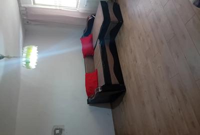Inchiriez apartament zona Vi?oi - 1