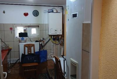 Casă cu 4 camere cu Teren 836 Mp în Ghighiu - 11
