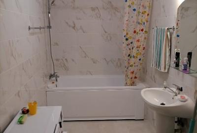 Vand apartament 2 camere , 44mp, cu parcare in Floresti - 5