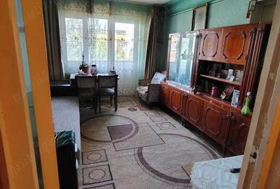 Apartament 3 camere decomandat 51mp Ro?iorii de Vede - 2