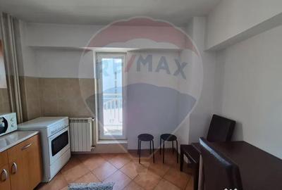 Garsonieră decomandată în P-ța Muncii - 2