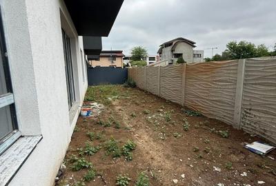 Apartament 3 Camere +curte /sector 4 - 4