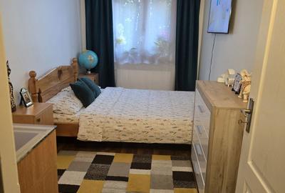 Apartament cu 2 camere decomandat în Plopilor - 1