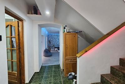 Casă individuală 7 camere, P+E+M, 2000, Timișoara, zona Dâmbovița, comision 0% - 3