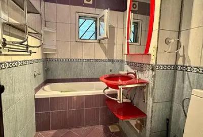 Apartament cu 3 camere decomandat în Mazepa 2 - 3