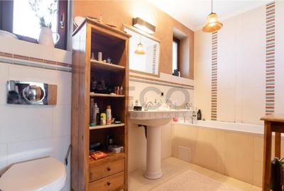 Casă cu 5 camere cu Teren 500 Mp în Cantemir - 4