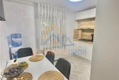 Vanzare apartament 3 camere zona Gorjului - 6