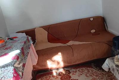 Vand sau schimb casa - 2