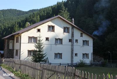 Casă cu Teren 1186 Mp în Moieciu - 16