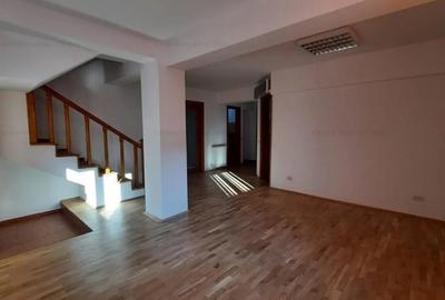 Apartament cu 4 camere decomandat în Moșilor - 8