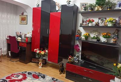 Garsonieră decomandată în Central - 7
