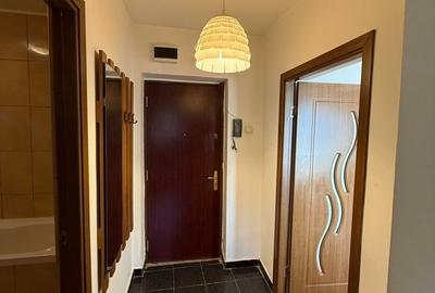 Garsoniera Unirii - Goga, stradal, mobilata si utilata modern, renovata, libera Garsoniera Unirii - Goga, stradal, mobilata si utilata modern, renovata, libera - 7