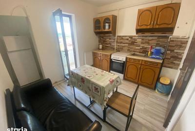 Apartament cu 2 camere în Micro 4 - 3