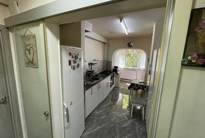 Apartament 3 camere, decomandat, et.1, Piata Iancului-metrou, centrala proprie Apartament 3 camere, decomandat, et.1, Piata Iancului-metrou, centrala proprie - 2