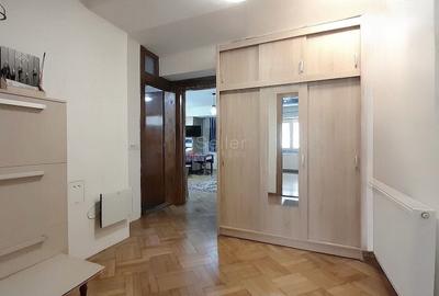 Garsonieră decomandată în Central - 7