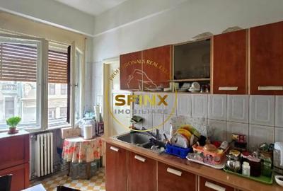 Apartament 4 camere, etajul 2, bloc interbelic fara  risc,  in zona Magheru - 3