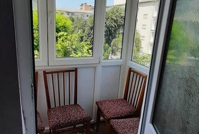 Apartament cu 3 camere nedecomandat în Micro 5 - 1