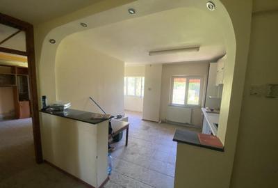 Apartament de 77mp , 3 camere decomandat et.2/4 langa Biser - 6