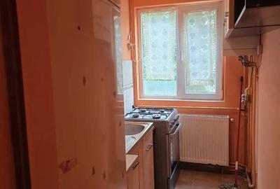 Ofer spre inchiriat ap.2 camere zona Dacia
