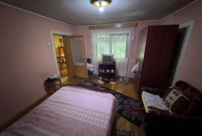 Casă cu 3 camere cu Teren 920 Mp în Roșu - 11