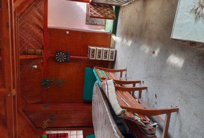 Casă cu 6 camere cu Teren 530 Mp în Măneciu - 10