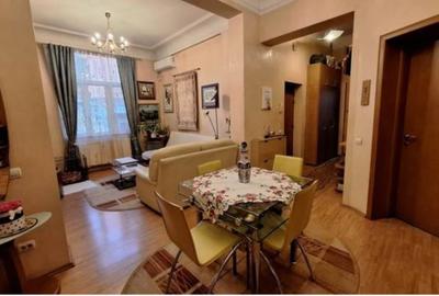 Apartament cu 4 camere în P-ța Romană - 2