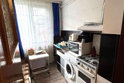 Apartament cu 2 camere semidecomandat, mobilat în Țiglina 1 - 6