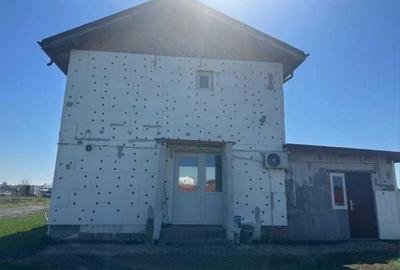 Casă cu 4 camere în Vârteju - 2