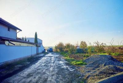 Teren langa case cu dubla deschidere si utilitati aproape - 6