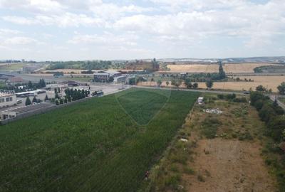 Teren Construcții intravilan de 500 mp, în Luna - 15